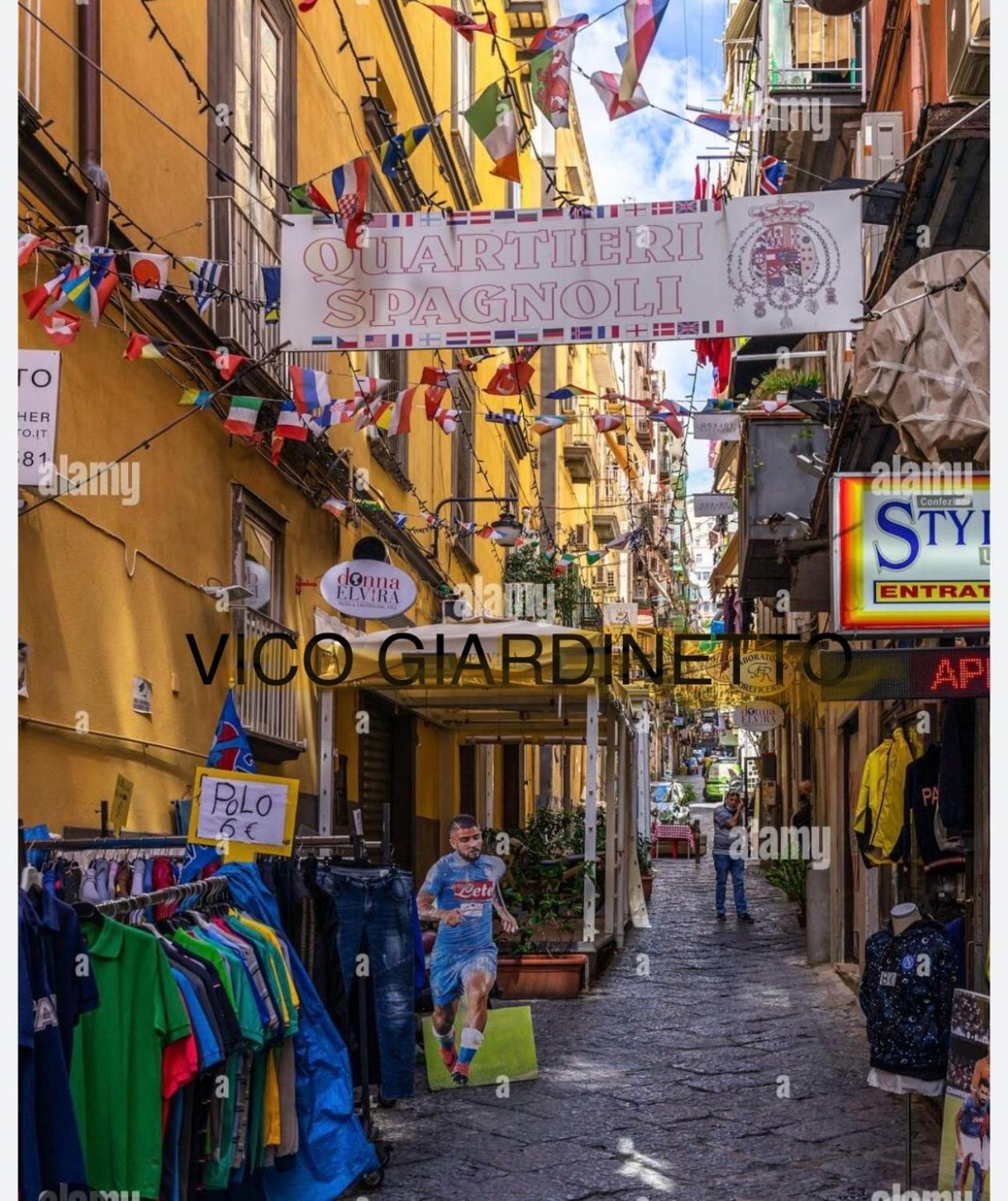La Casa Di Sarah Aspetta Voi Apartment Napoli Bagian luar foto